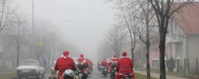 Bajkeri – Deda Mrazevi na ulicama Kladova 